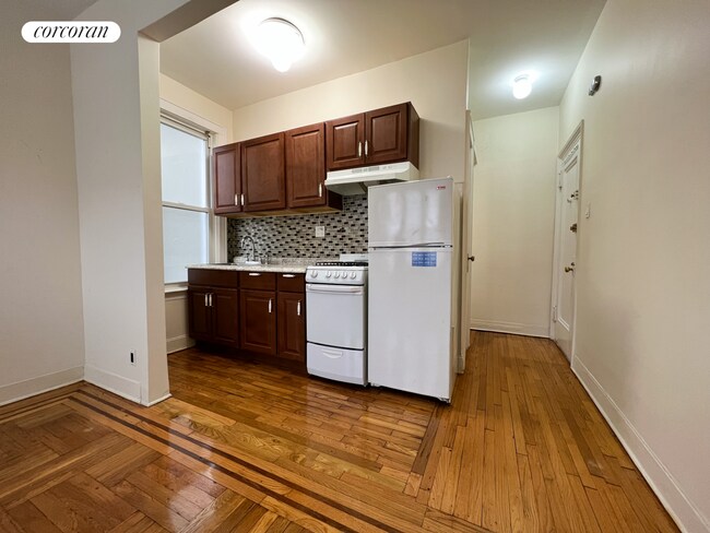 Building Photo - 48-31 45th St