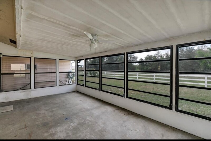 Building Photo - 758 W Rosewood Ln