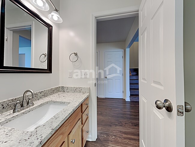 Building Photo - 1051 Briar Rose Ln