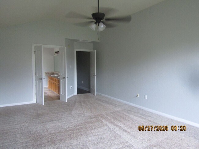 Building Photo - Beautiful 4-bedroom home located in the Heritage Hills Area!