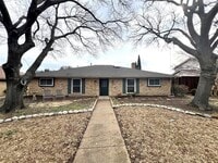 Building Photo - 411 High Brook Dr