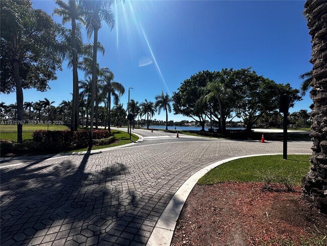 Building Photo - 6763 NW 107th Pl