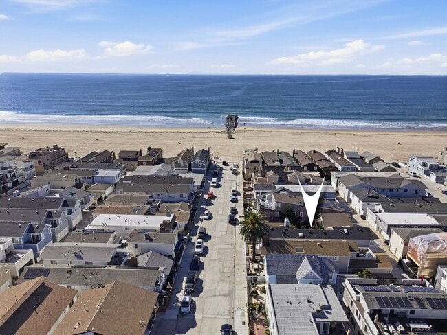 Building Photo - 119 28th St