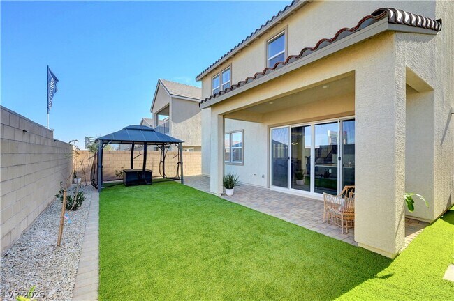 Building Photo - 10362 Vista Argento Ave