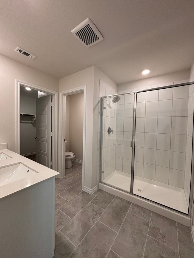 Building Photo - 1205 Rusted Rail Dr