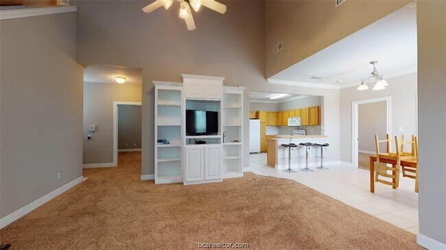 Building Photo - 801 Luther W St