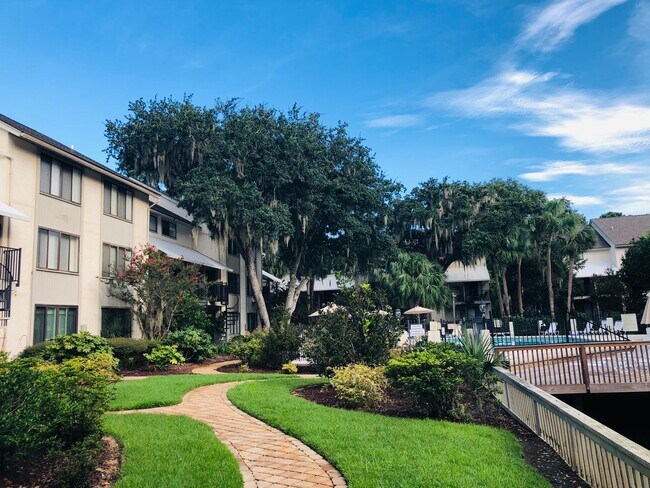 Building Photo - 2-Bedroom Hilton Head Rental Near Beach, Available July 20 at Springwood