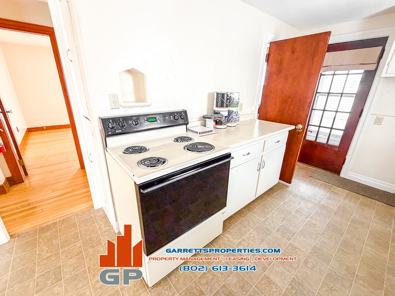 Building Photo - 45 Spaulding St