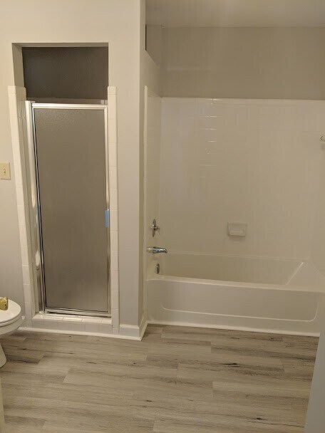 Building Photo - Three Bedroom Waterfront Condo Mooresville