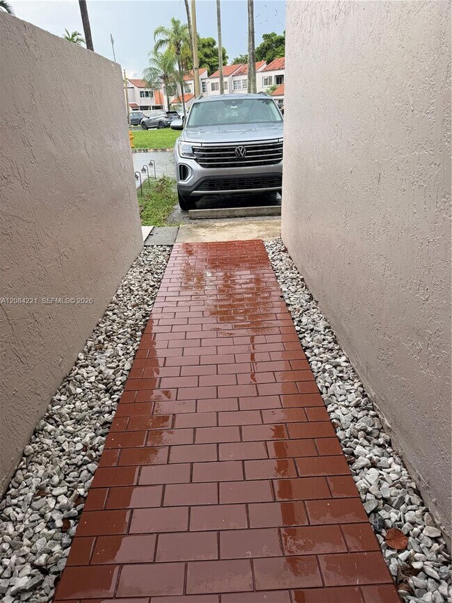 Building Photo - 12837 SW 65th Terrace