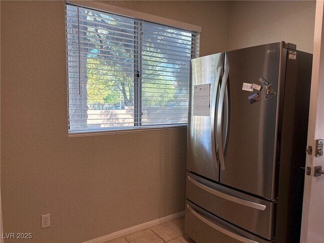 Building Photo - 9904 Via Delores Ave