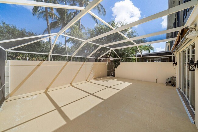 Building Photo - 2117 Tigris Dr