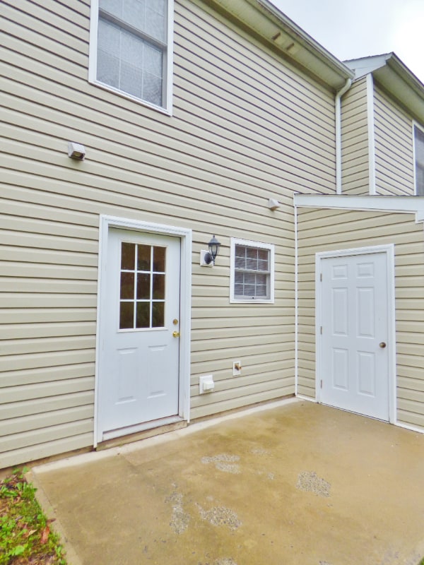 Building Photo - 103 12th St