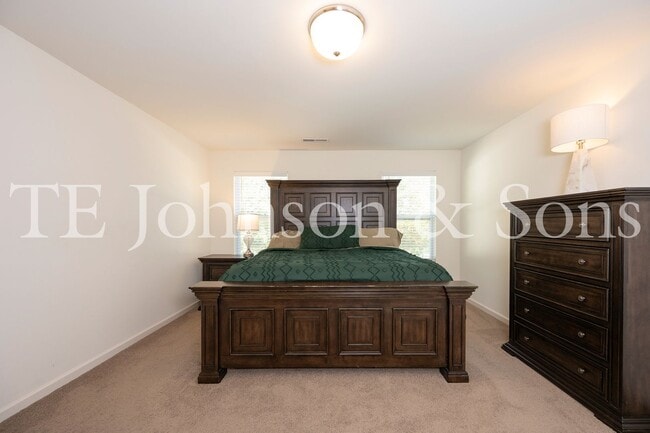 Building Photo - 5624 Baverhof Dr