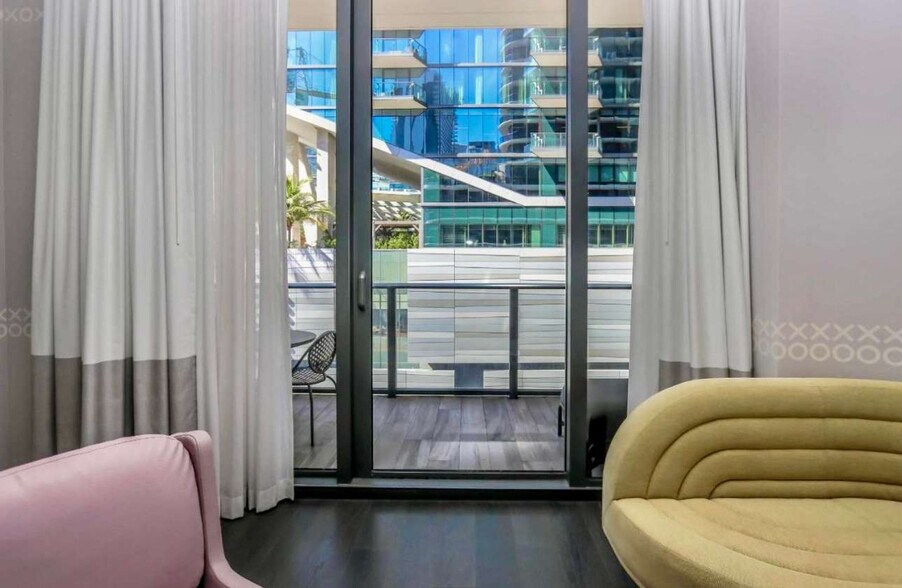 Building Photo - 805 S Miami Ave