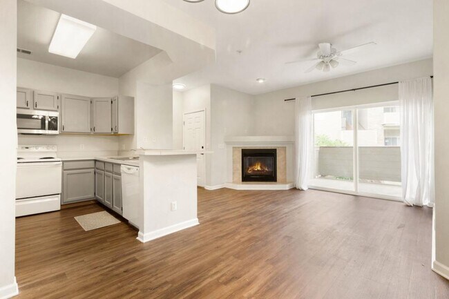 Building Photo - 4545 Wheaton Dr