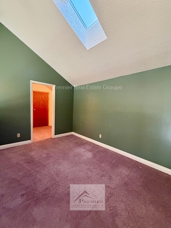 Building Photo - 144 W Rockrimmon Blvd