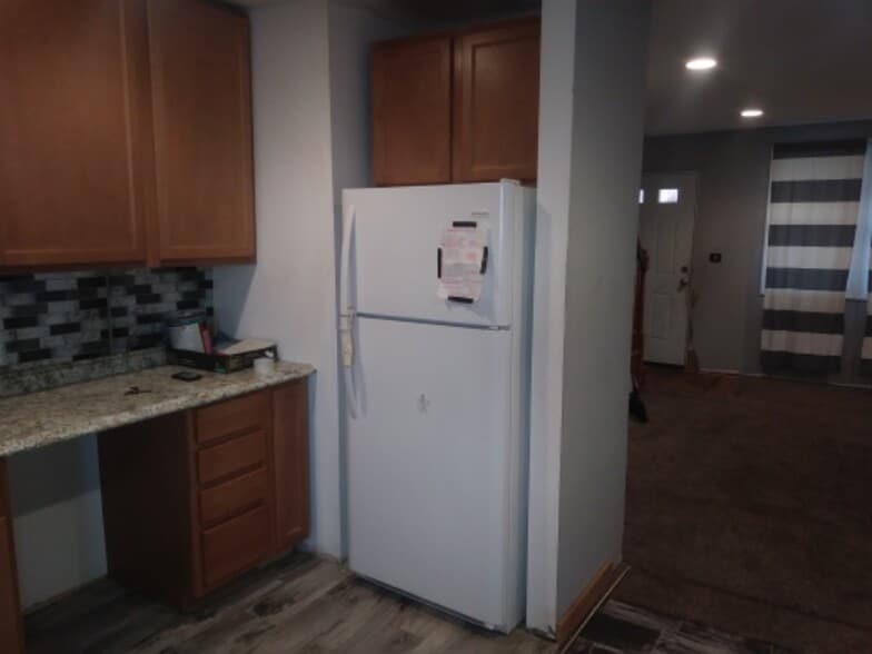 Building Photo - 2132 Whistler Ave