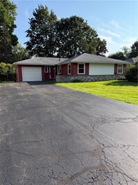 Building Photo - 61 Fernboro Rd