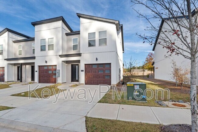 Building Photo - 847 Felix Way