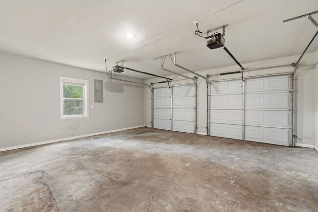 Building Photo - 2305 S.46th Street-