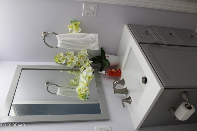 Building Photo - 329 Wilder Blvd