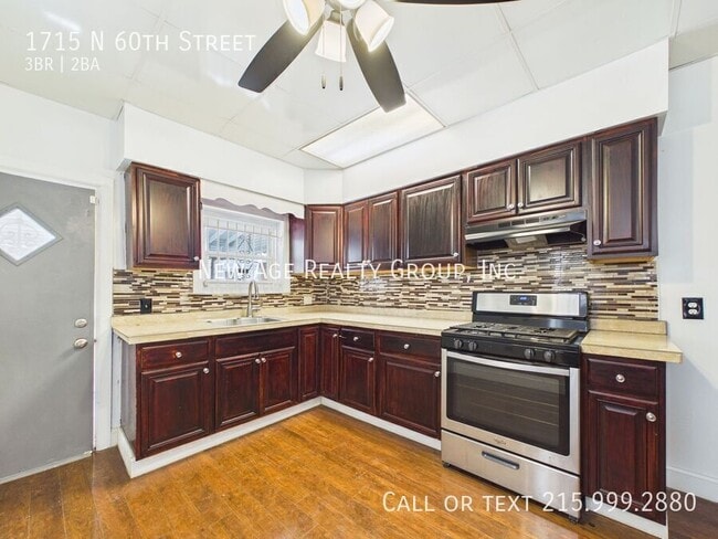 Building Photo - 1715 N 60th St