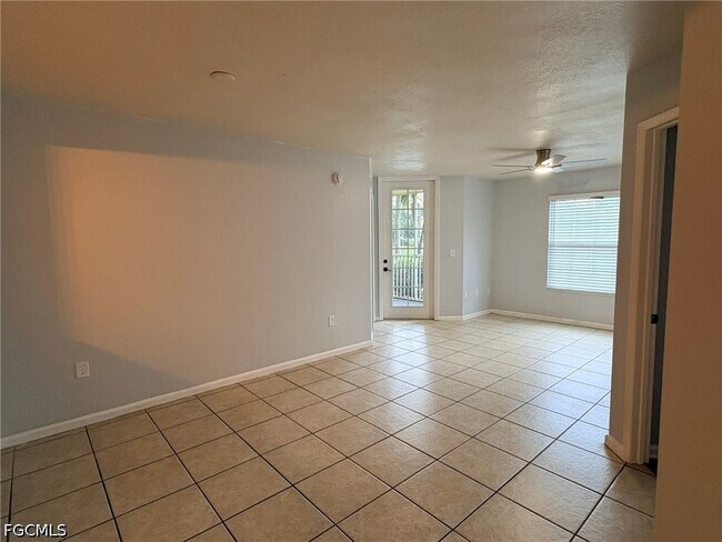 Building Photo - 4109 Residence Drive