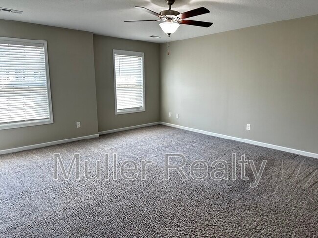 Building Photo - 7959 Cambridge Reserve Dr