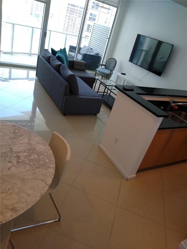 Building Photo - 300 S Biscayne Blvd