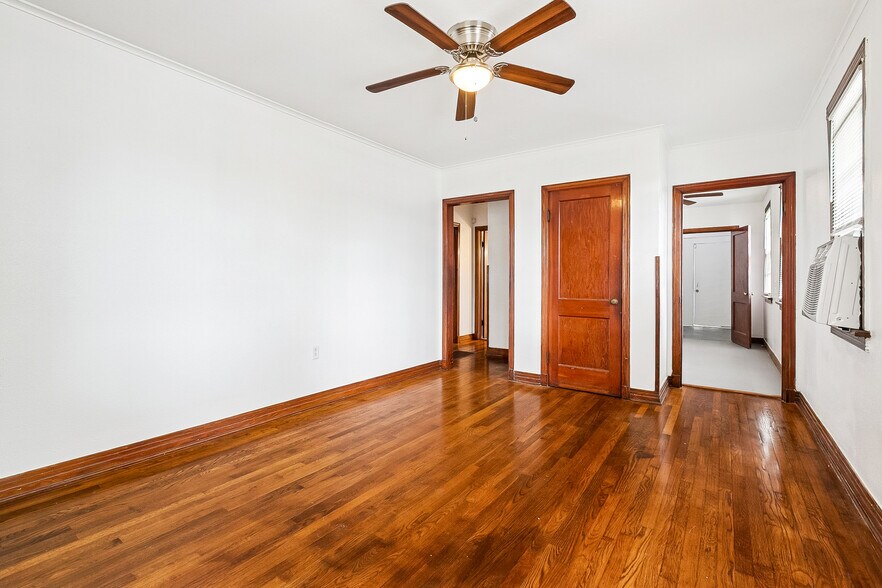 Living Room - 440 Wagner St