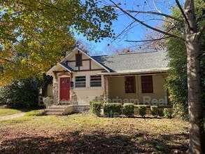 Building Photo - 1221 Owsley Ave