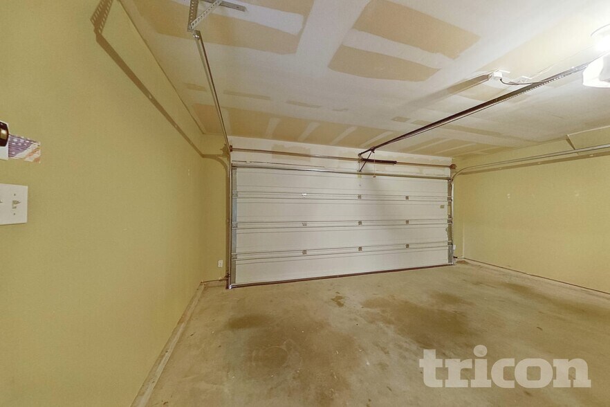 Building Photo - 2611 Frederick St