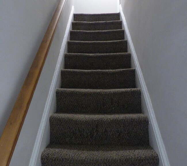 Building Photo - 4728 Umbria St