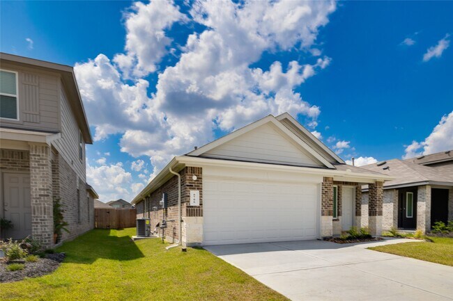 Building Photo - 5706 Simcrest Grove Dr