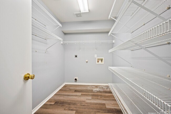 Building Photo - 11723 Shotgun Way