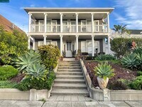 Building Photo - 216 Kentucky St