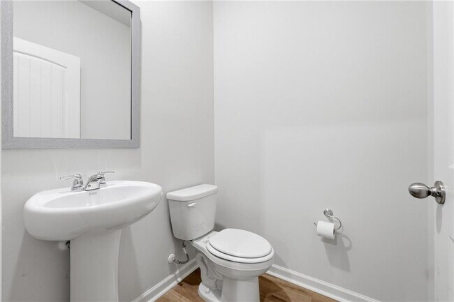 Building Photo - 255 Deerberry Dr