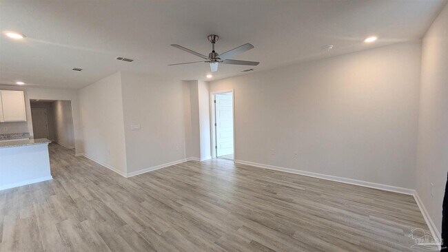 Building Photo - 9294 Tara Cir