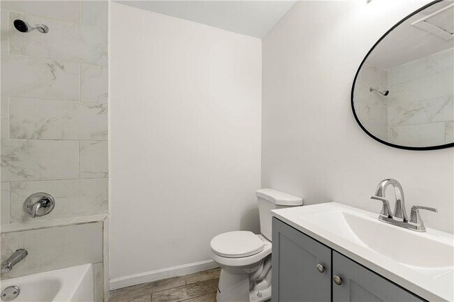 Building Photo - 3981 Rutgers Dr SW