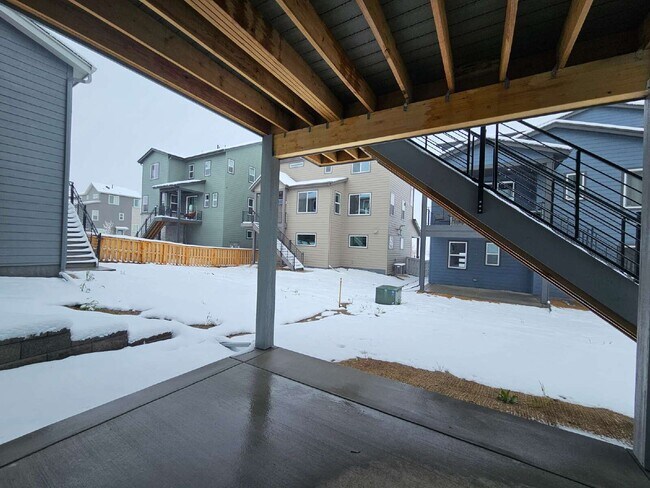 Building Photo - 12065 Amplify Cir