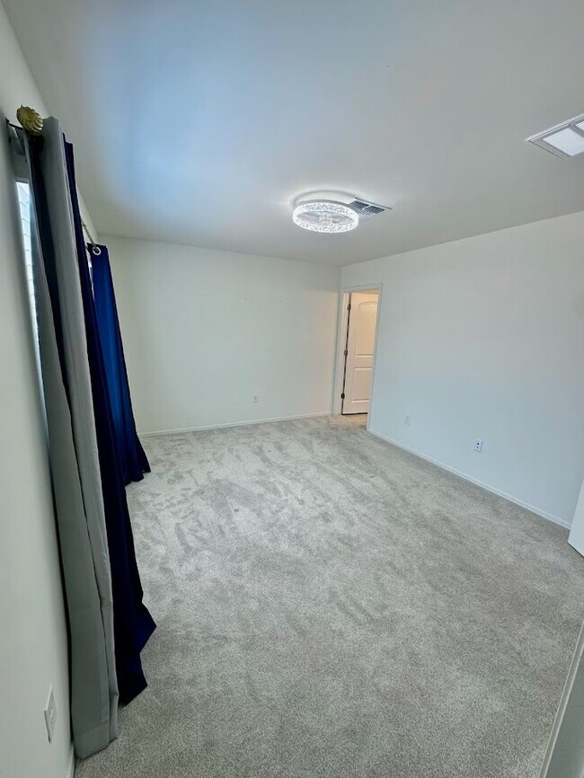 Building Photo - Charming 3-Bed/2-Bath House (Rita Ranch Co...