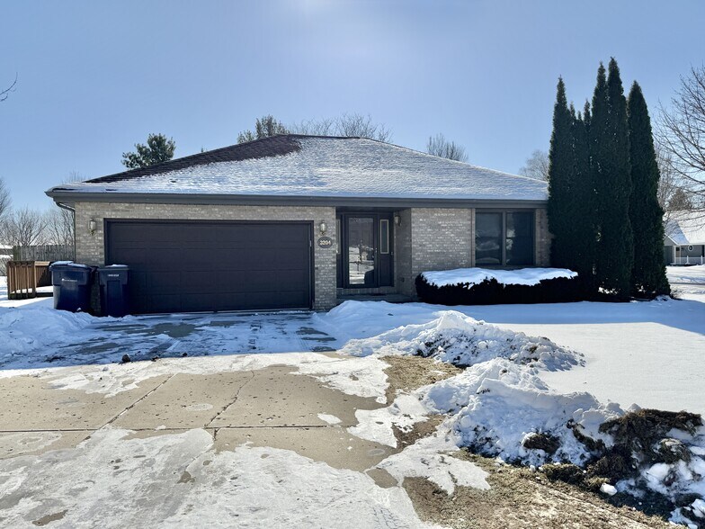 Building Photo - 3204 Westminster Rd