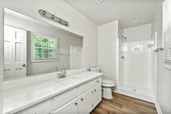 Building Photo - 208 S Rockborough Ct