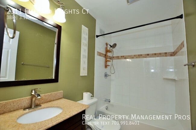 Building Photo - 2311 Emerald Heights Ct