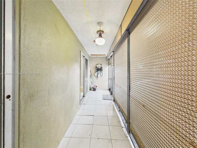 Building Photo - 4113 NW 88th Ave