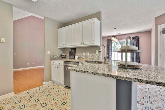 Building Photo - 100 Riverside Walk