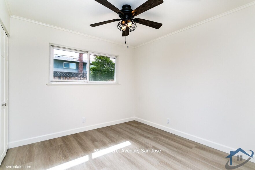 Building Photo - 5968 Sorrel Ave