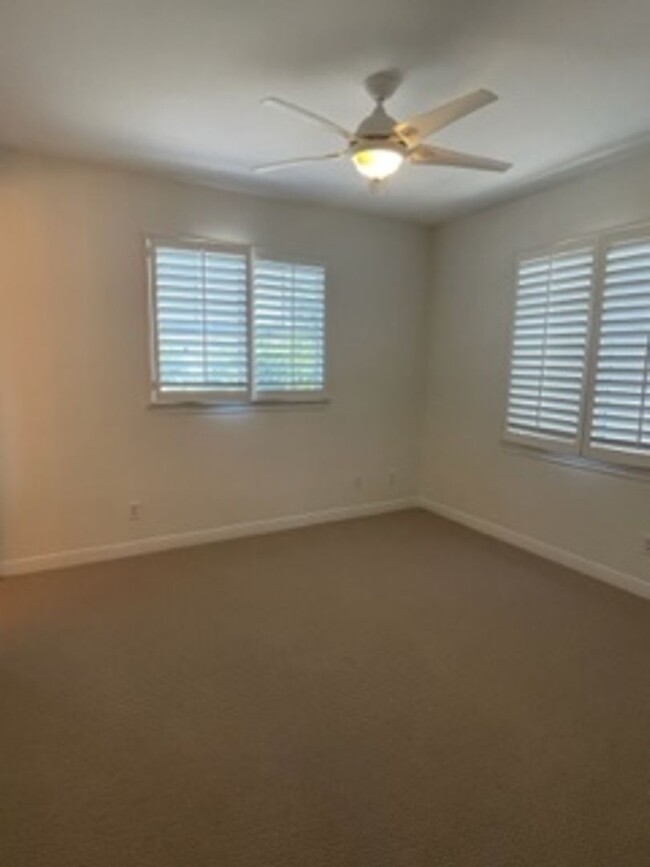 Building Photo - Beautiful Home for Rent in Orange with Can...