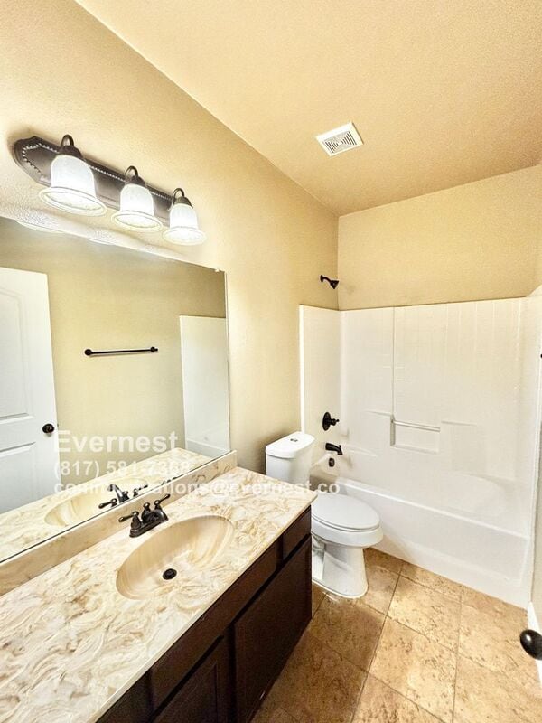 Building Photo - 1335 Piedmont Dr